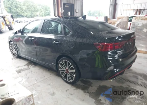 2024 Kia Forte Gt z USA, uszkodzony, nr VIN 3KPF44AC9RE832598